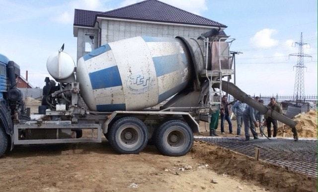 фото доставка бетона до объекта в омске